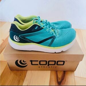 Men’s Topo Magnifly 4 Running Shoes